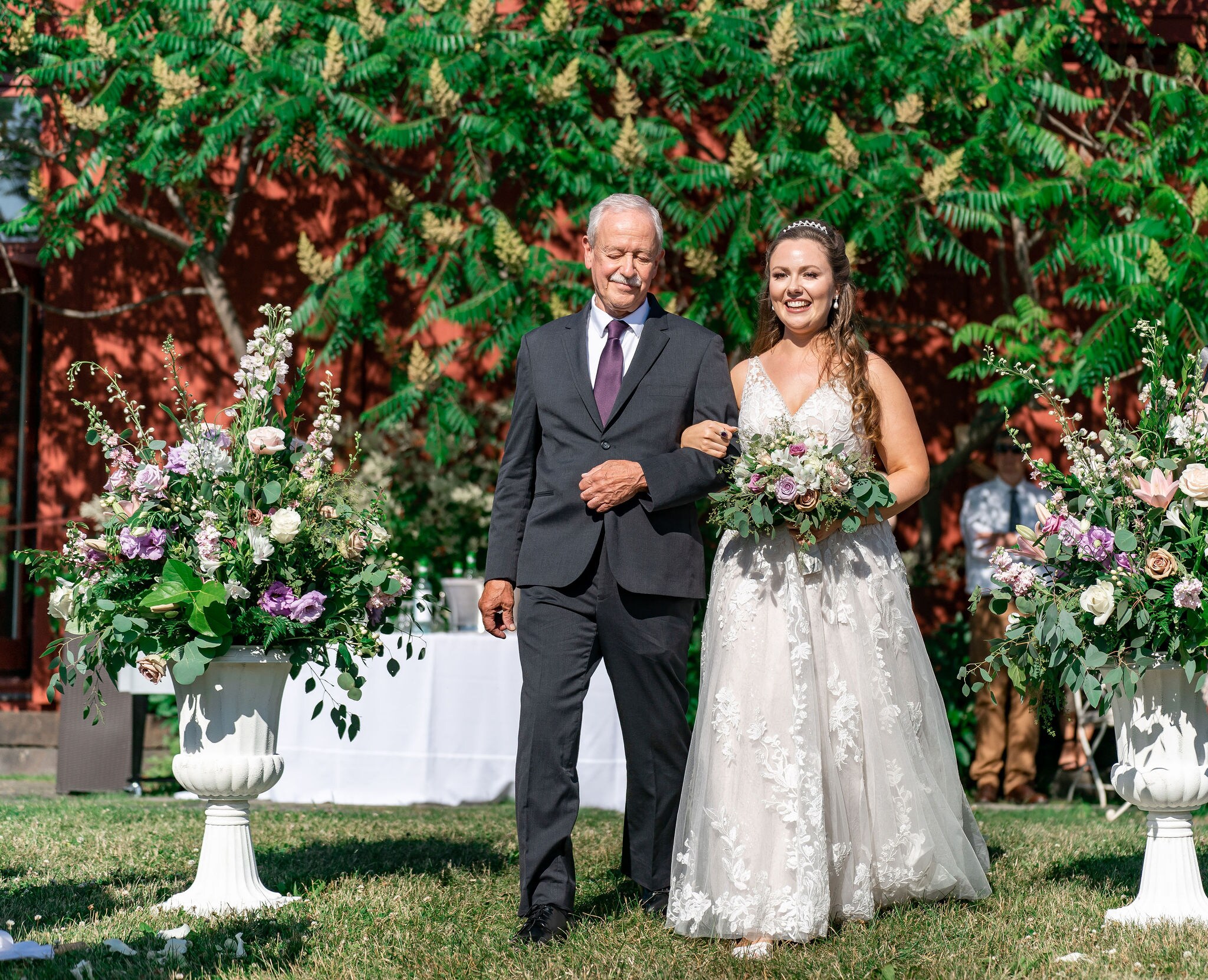 Aisle Pedestals & Bridal Bouquet